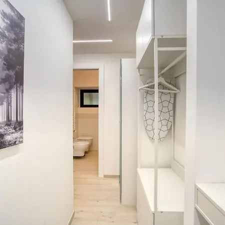 Suzzani 273 - Interno A2 דירה